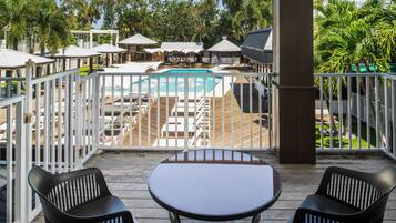 1 bedroom, pillowtop beds, in-room safe, blackout drapes