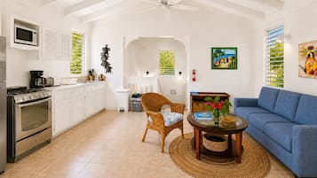 Apartment, 1 Bedroom | Living area