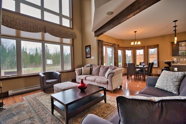 Flat-screen TV, fireplace, DVD player - Rabaska - RVMT (Mont-Tremblant)