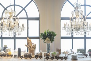 Lunch served  - Qingdao The Castle Hotel (Qingdao)