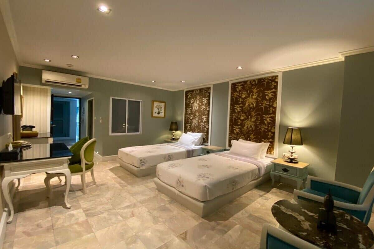 Minibar, camas supletorias, wifi gratis y ropa de cama