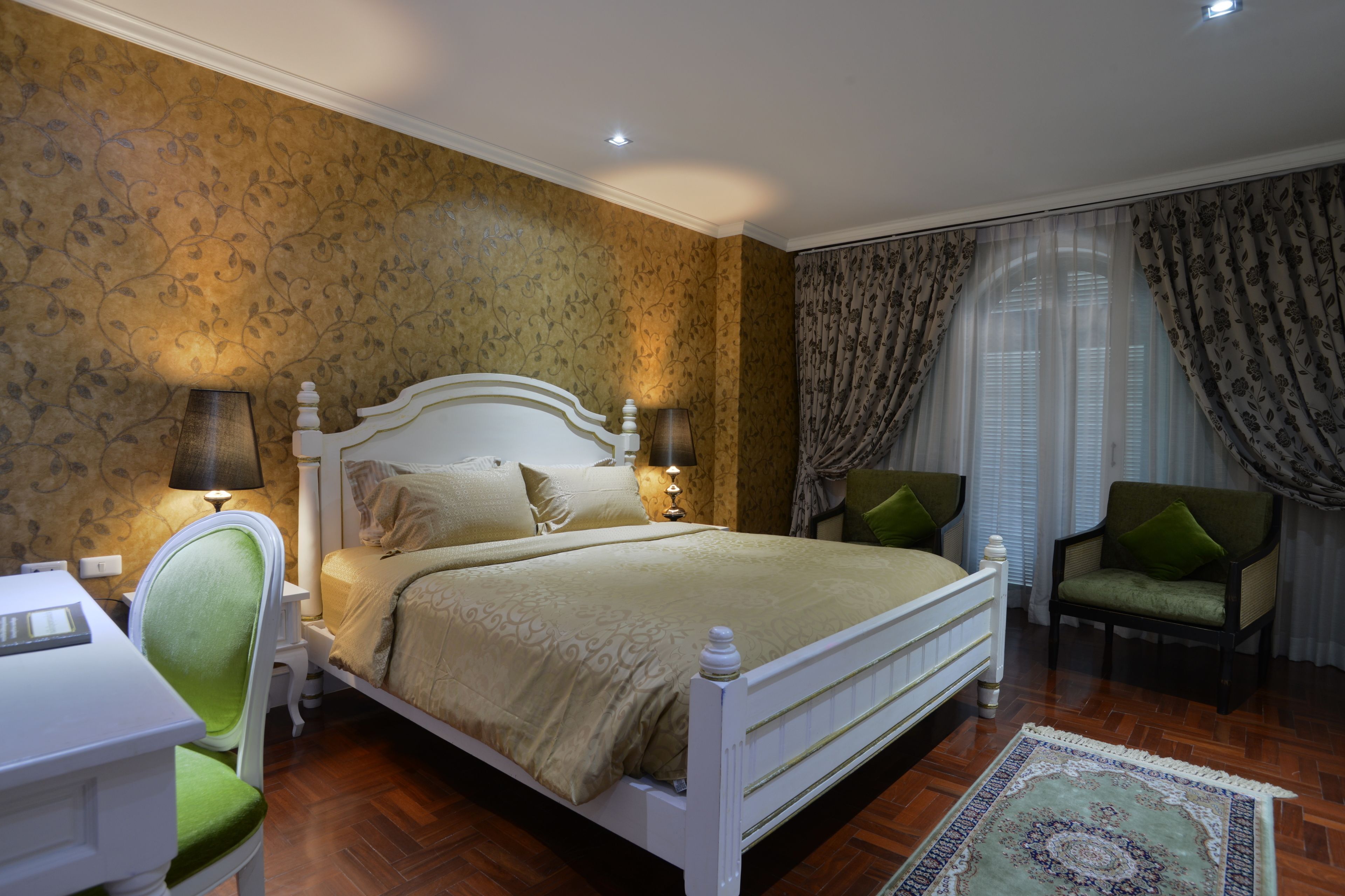 Minibar, rollaway beds, free WiFi, bed sheets