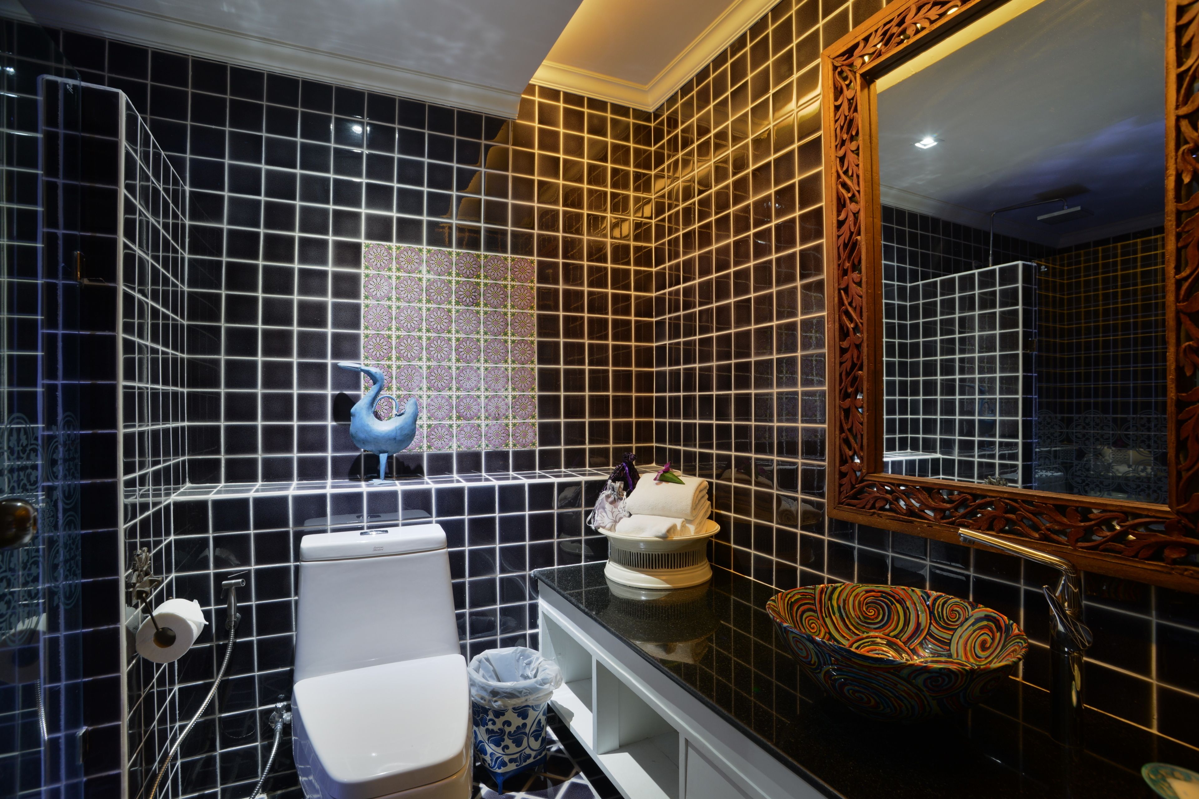 grand deluxe twin room | bathroom | free toiletries, hair dryer, bathrobes, towels