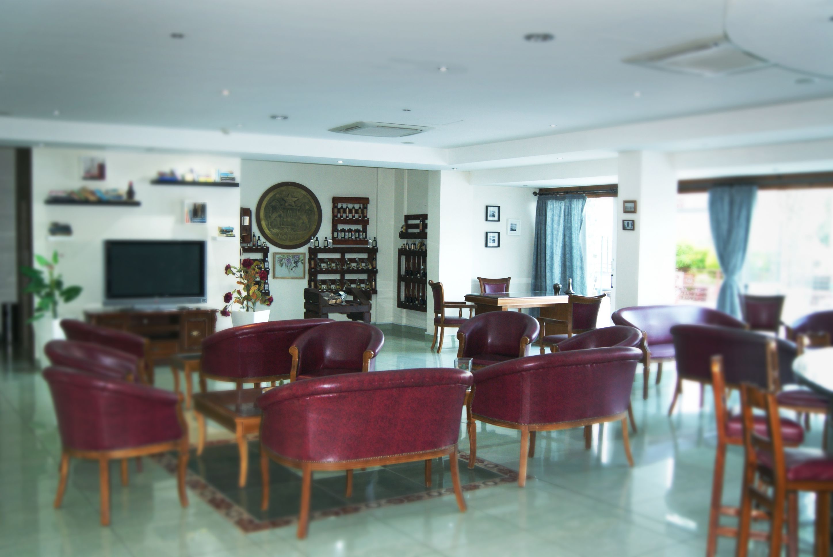 Photo - M. Moniatis Hotel