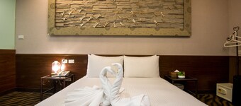 Diary of Taipei Hotel - Ximen Station