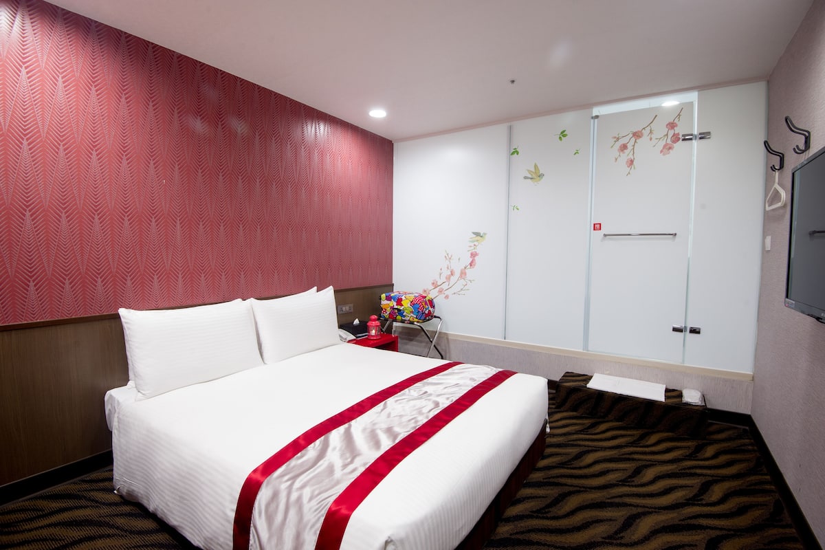 Standard Double Room | In-room safe, free WiFi, bed sheets