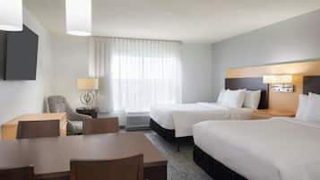Studio, 2 Tempat Tidur Queen | Tirai kedap cahaya, kedap suara, setrika/meja setrika, dan Wi-Fi gratis