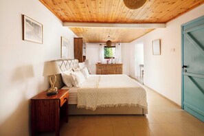 Studio | Room amenity - Cottage Houses (Pentakomo)