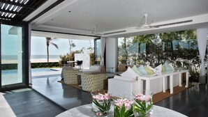 Lobby lounge - Sanctuary Residential Resort Community (Ho Chi Minh City)