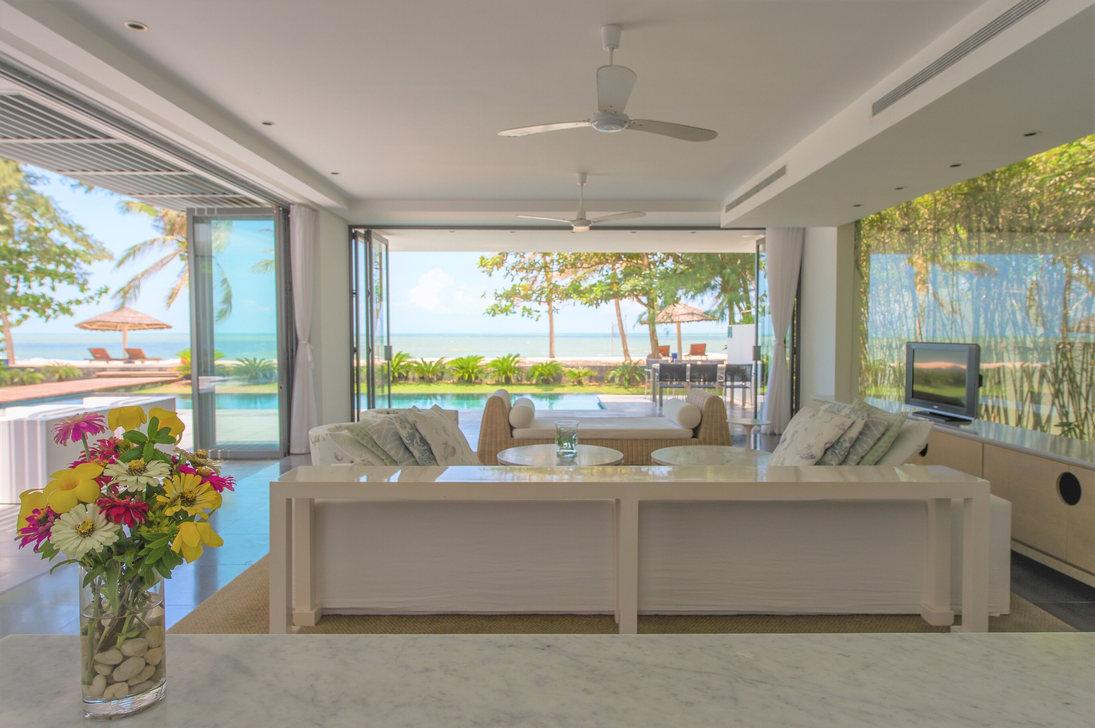 Premium Beachfront Pool Residence | 3 bedrooms, minibar, in-room safe, desk