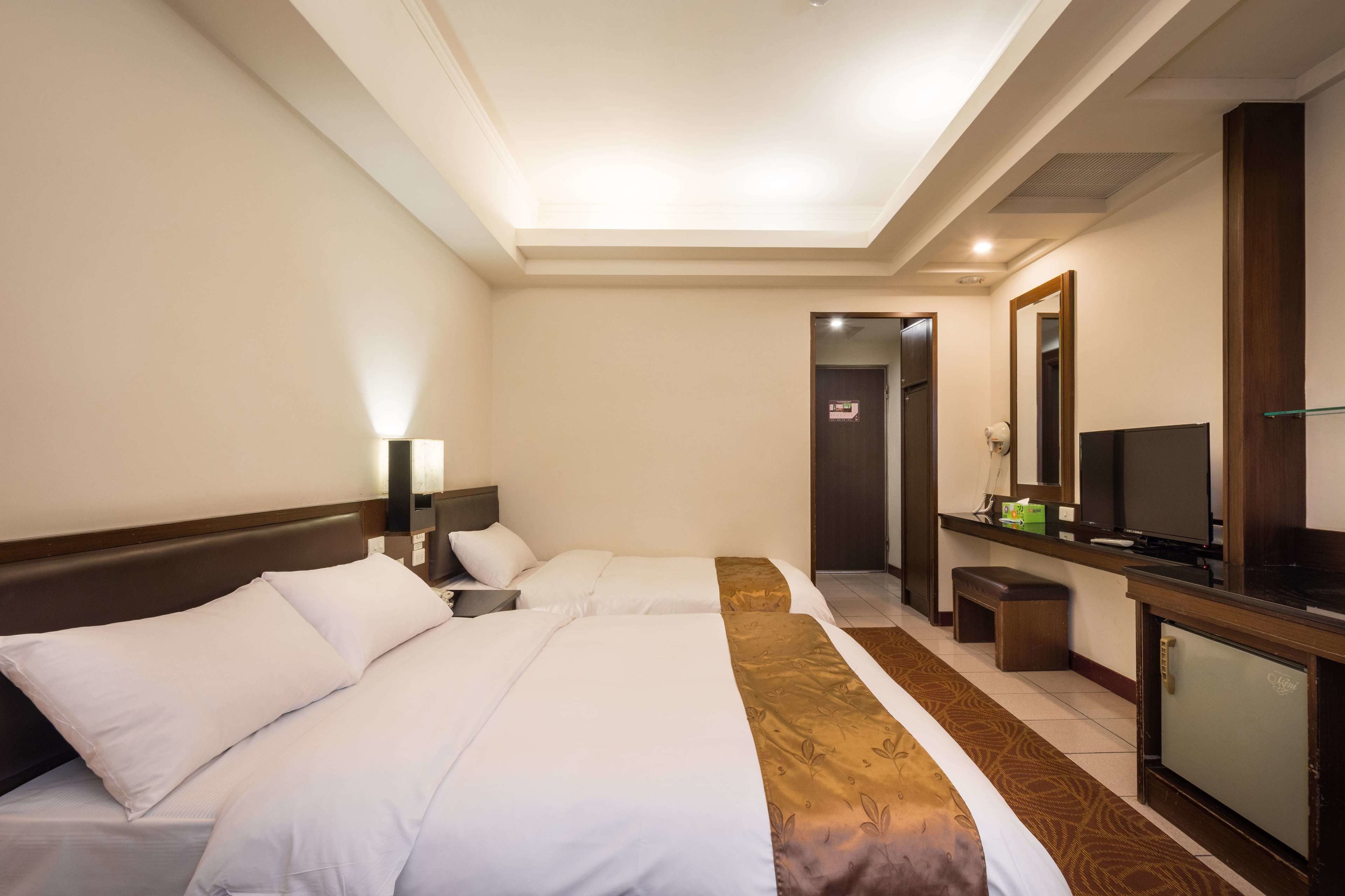 Photo - Twinstar Hotel