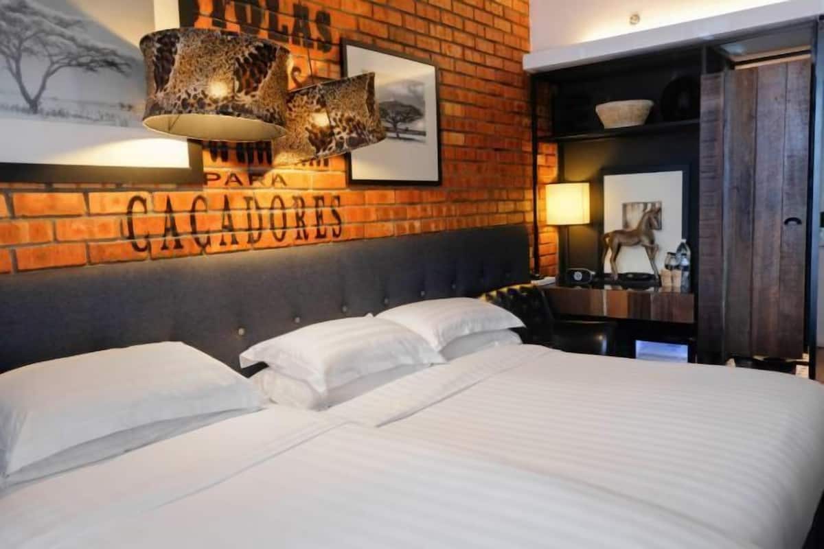 1 Schlafzimmer, hochwertige Bettwaren, Minibar, Zimmersafe
