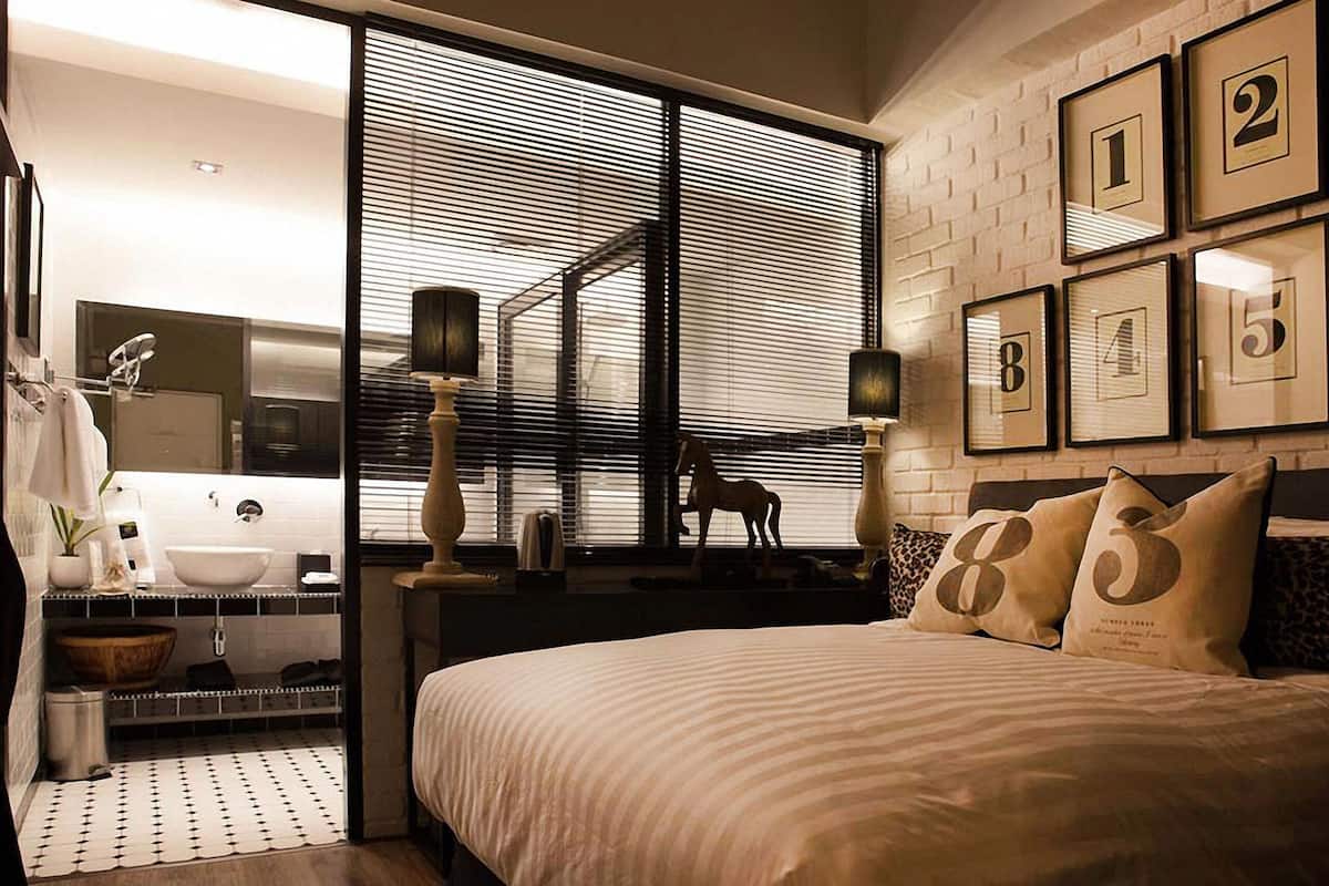 standard queen no window | premium bedding, minibar, in-room safe, free wifi