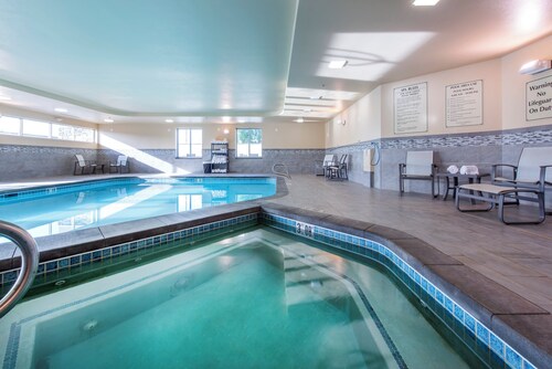 Holiday Inn Express & Suites Colorado Springs Central by IHG