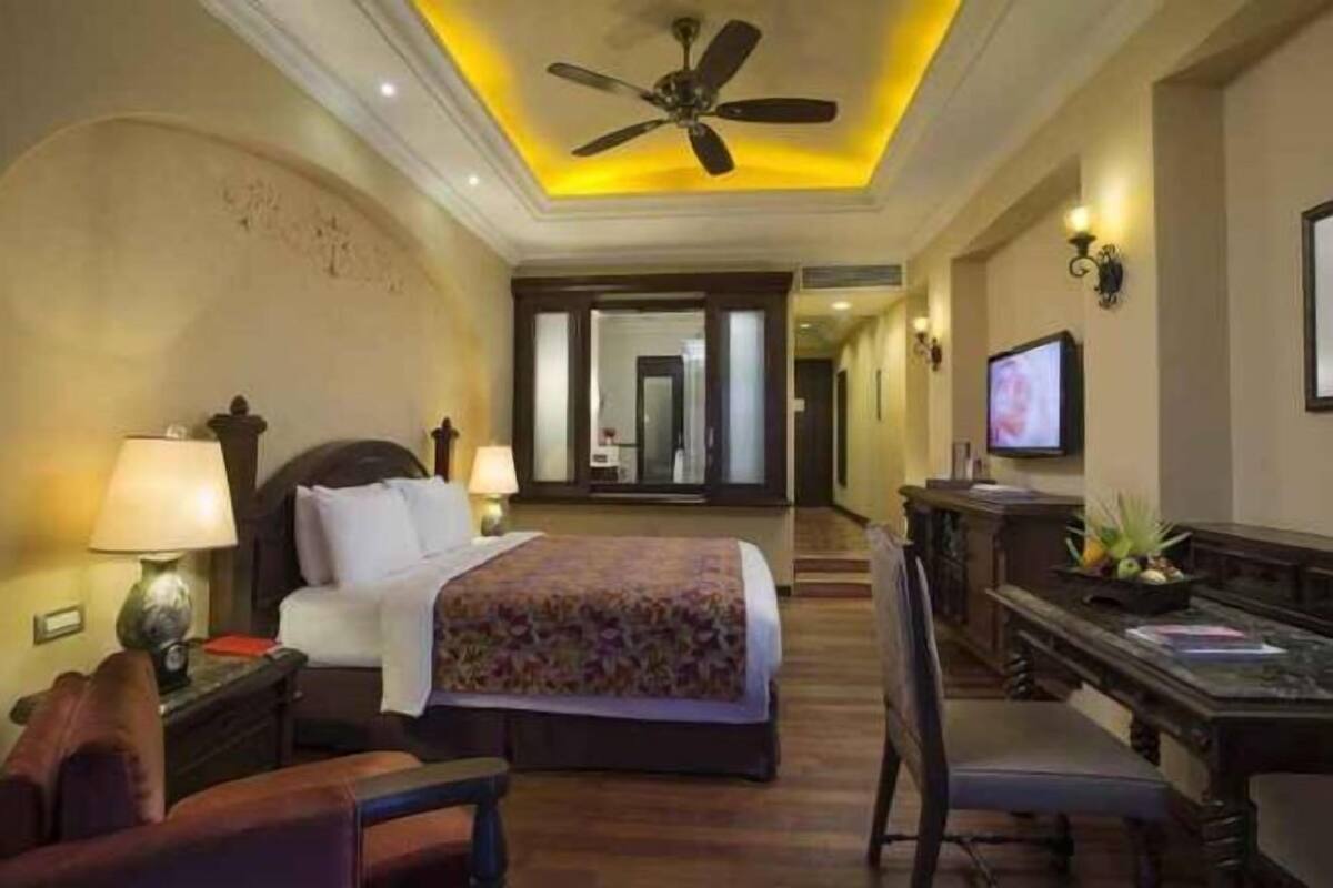 Cubrecamas, colchones Select Comfort y minibar