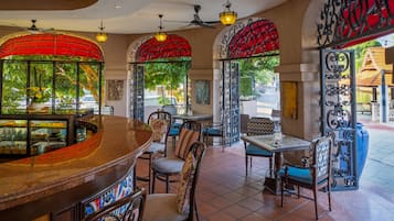 Breakfast and dinner served, international cuisine