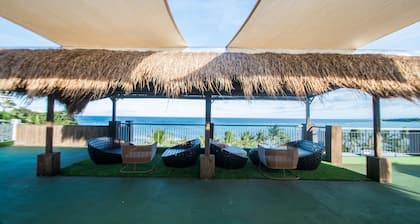 LuxeView Hotel