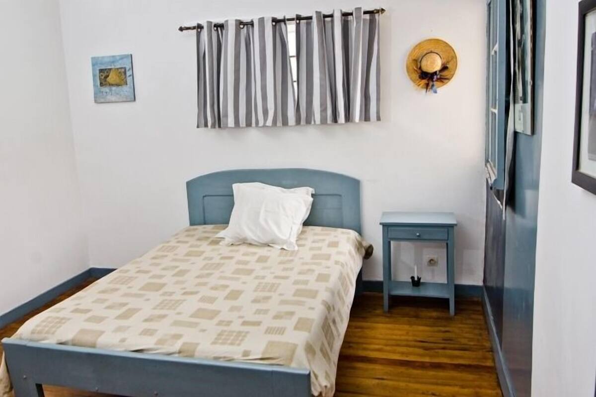 Single Room | In-room safe, individually decorated, rollaway beds, free WiFi