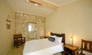Double Room (en-suite 1)