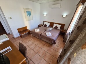 Free WiFi - Metropole Hotel (Limassol)
