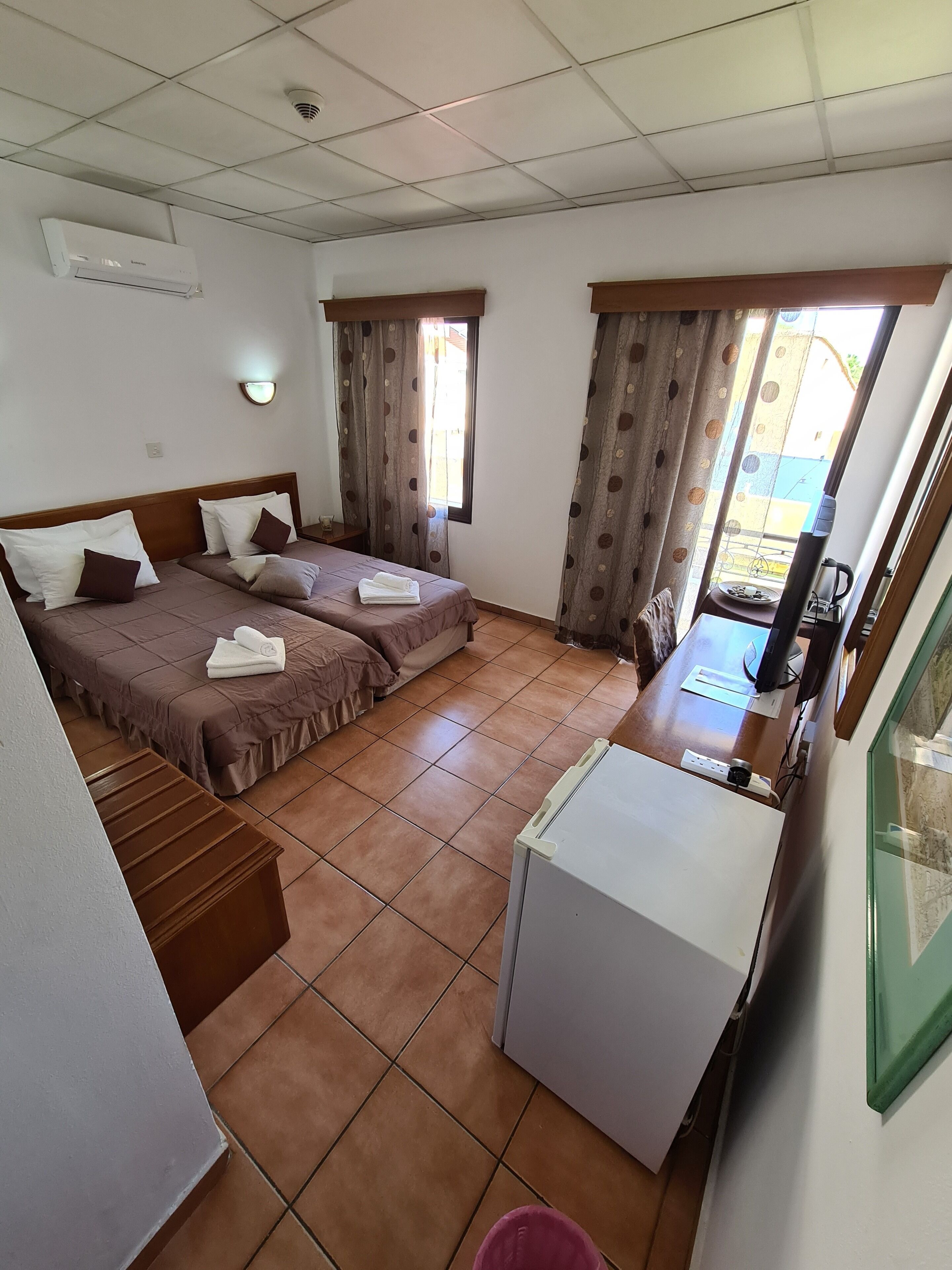 Photo - Metropole Hotel