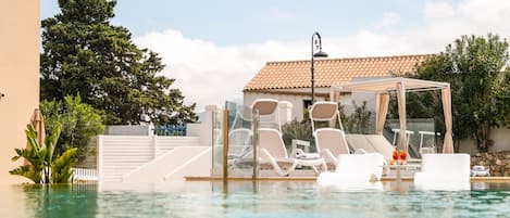 Piscine extérieure