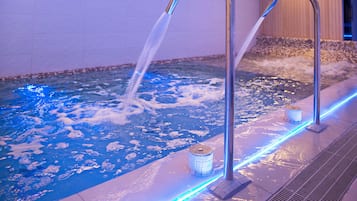 Tina de hidromasaje interior