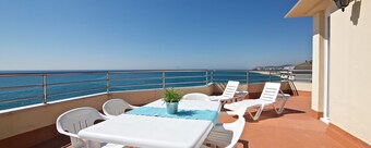 Apartamentos Bon Repos