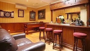 Bar (on property) - Dunmow Guesthouse (Dunmow)