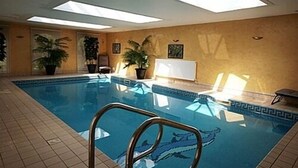 Pool - Dunmow Guesthouse (Dunmow)