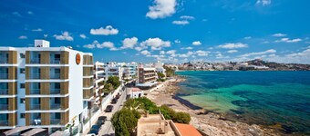 Ryans Ibiza Apartments - Adults Only