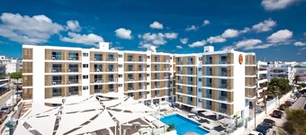 Ryans Ibiza Apartments - Adults Only