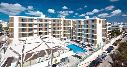 Ryans Ibiza Apartments - Adults Only