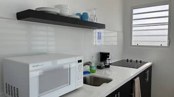 Standard Apartment, 1 Bedroom, Kitchen, Oceanfront | Private kitchen