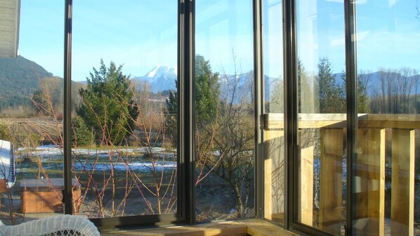 Executive Room, 1 Bedroom, Mountain View, Courtyard Area | Balcony