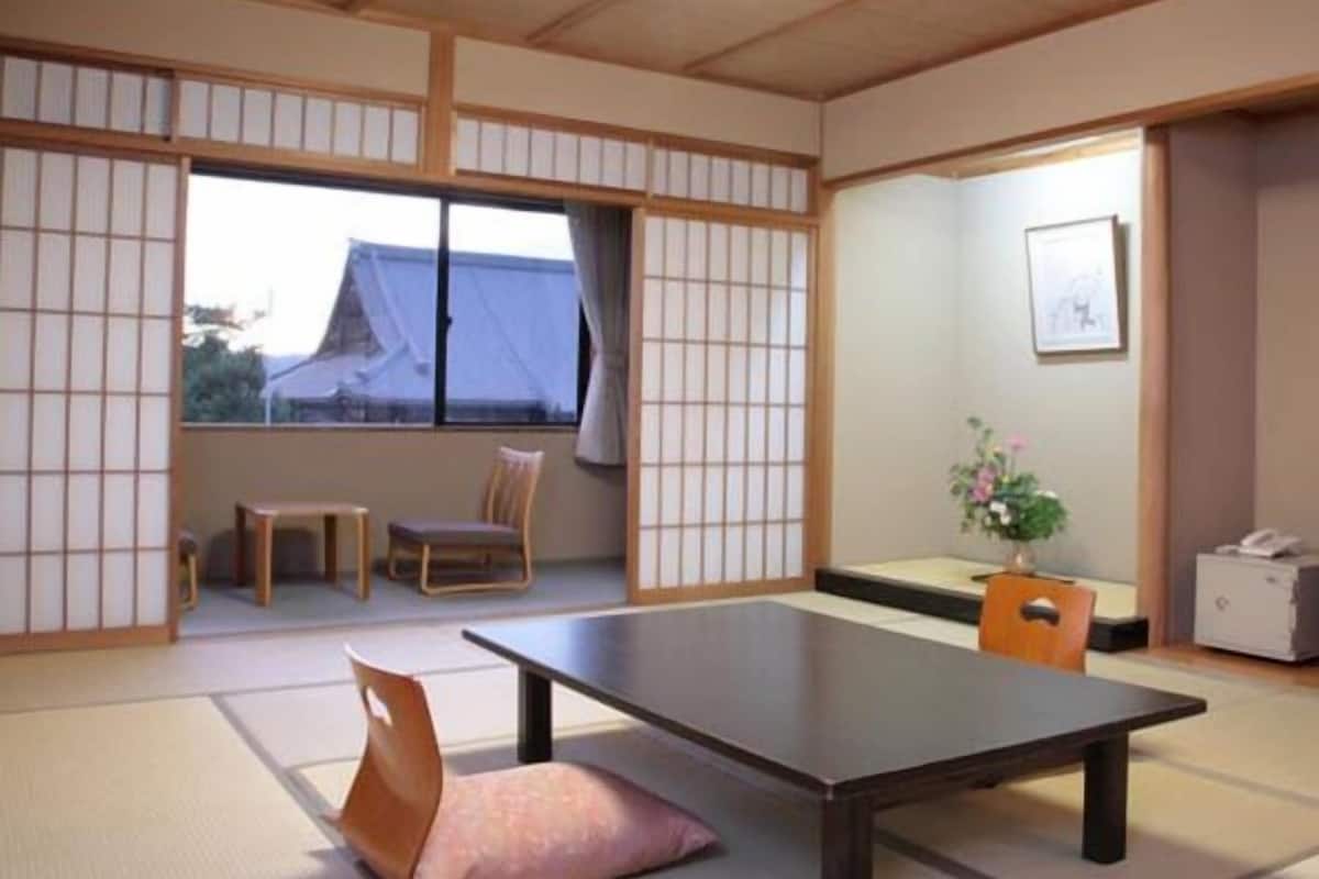 Traditional Room, Japanese Futon | Living area