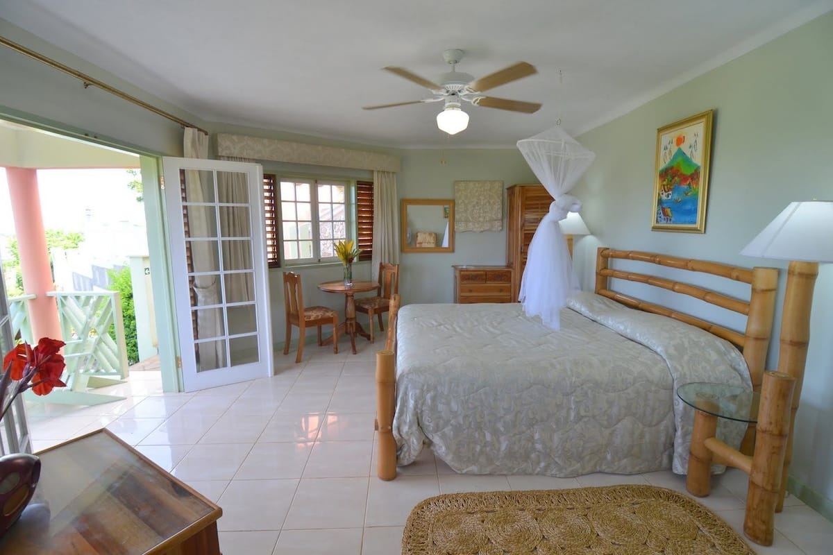 1 bedroom, desk, soundproofing, iron/ironing board