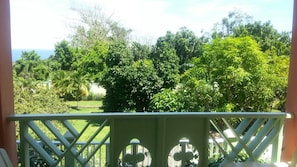 Pemandangan dari bilik