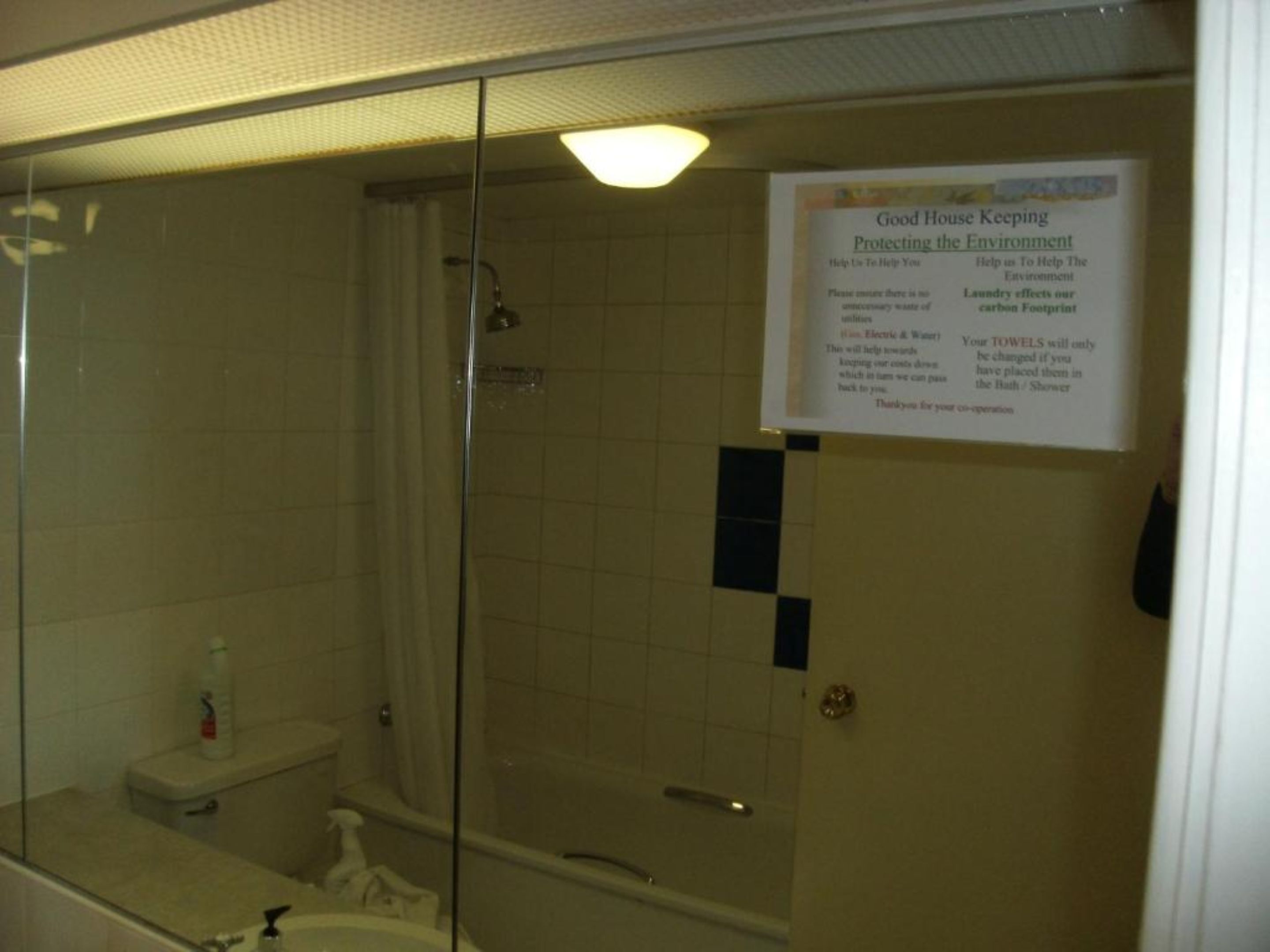 deluxe double room | bathroom | hair dryer, towels