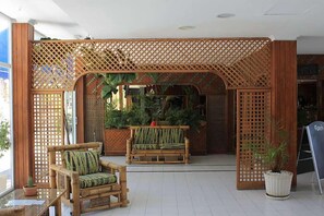 Lobby - Plaza Azul Apartments (Tias)