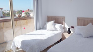 1 habitación y caja de seguridad en la habitación 
