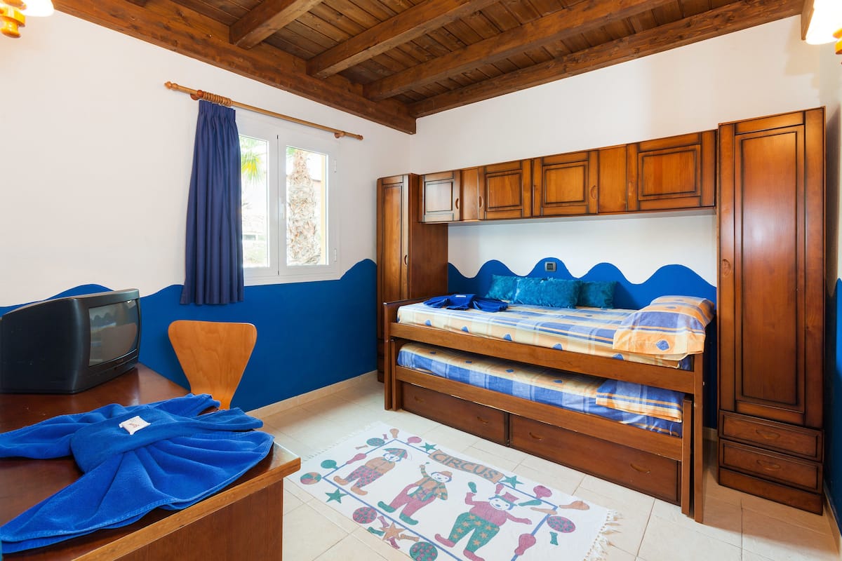 Caja de seguridad en la habitación, cunas gratuitas y wifi