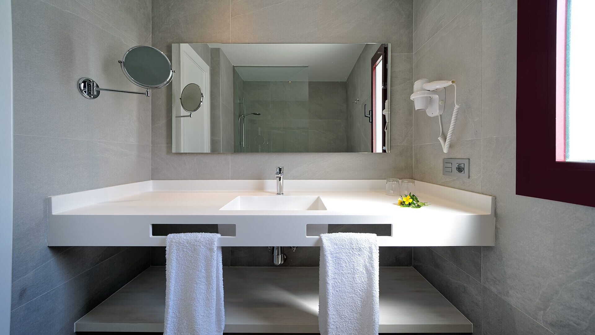 1 bedroom, blackout curtains, free wifi, bed sheets