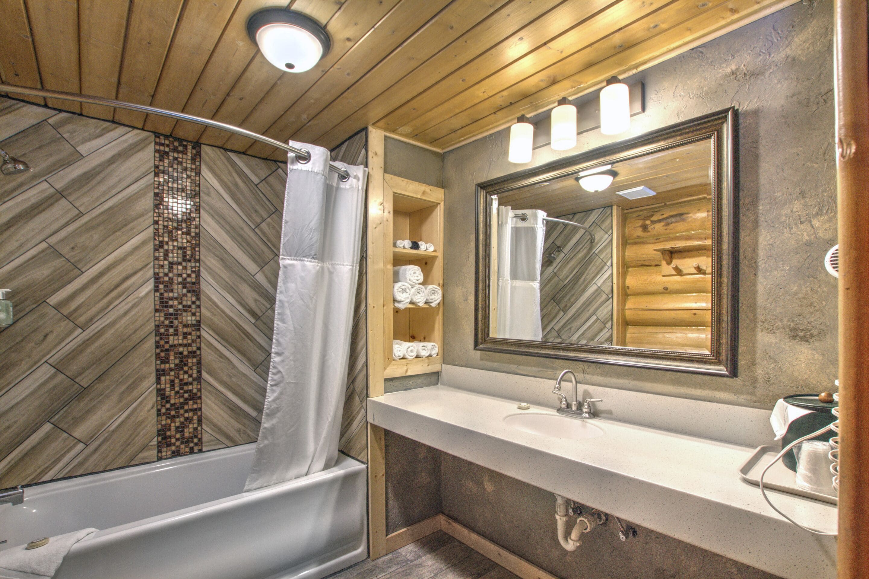 Classic Cabin, Private Bathroom (Grayling Creek Series) | Bathroom