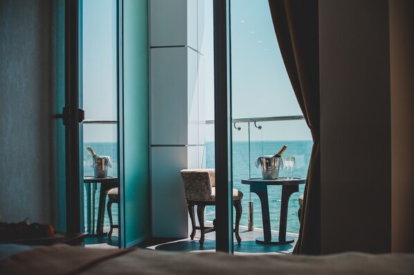 Suite | Ropa de cama de alta calidad y minibar