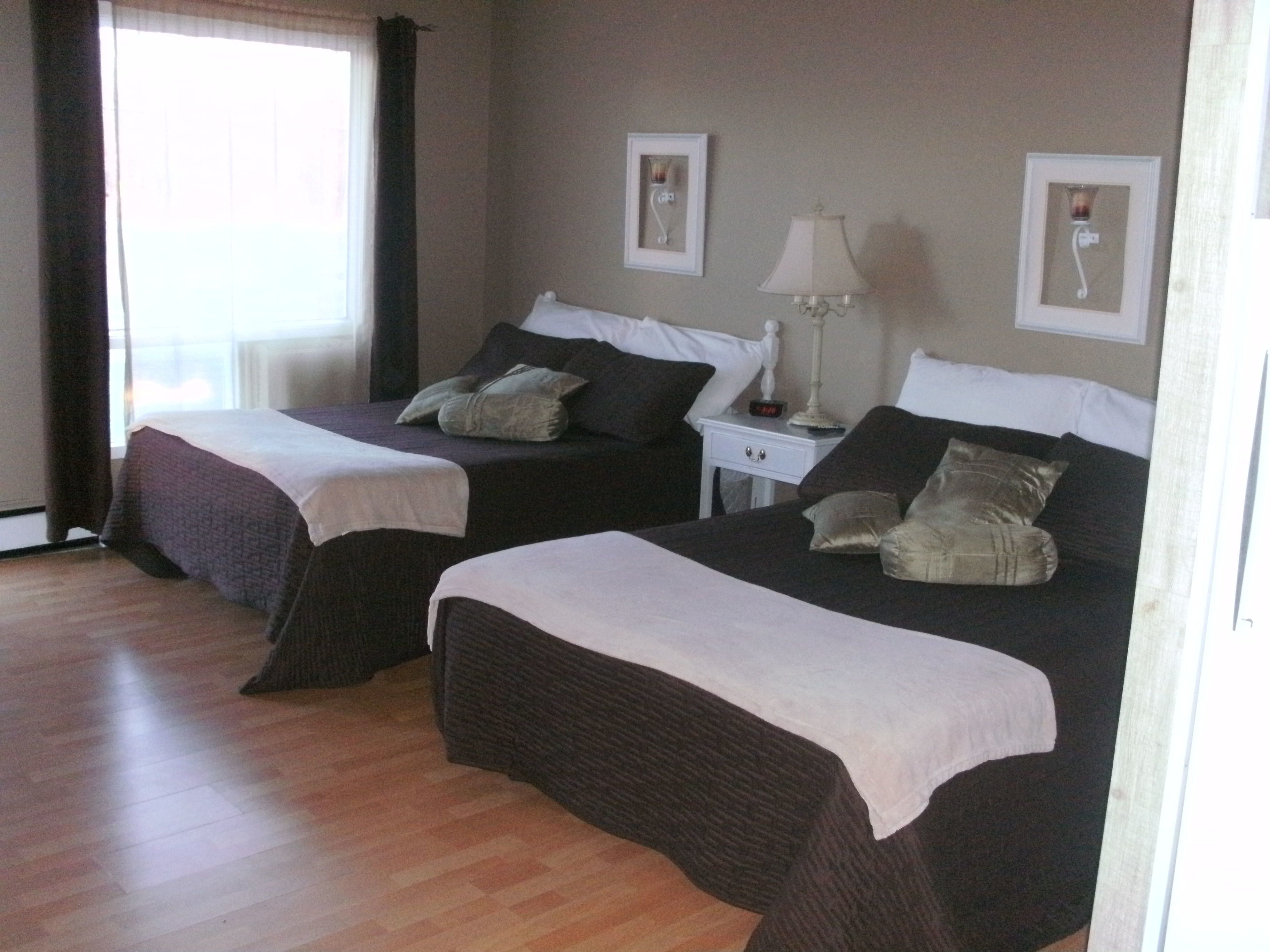 Family Room, 2 Double Beds, Kitchenette