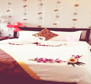 Standard Room | Minibar, desk, rollaway beds, free WiFi