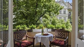 Suite, Terrasse | Balkon