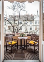 Habitación doble, balcón | Ropa de cama hipoalergénica, minibar, caja fuerte y cortinas opacas