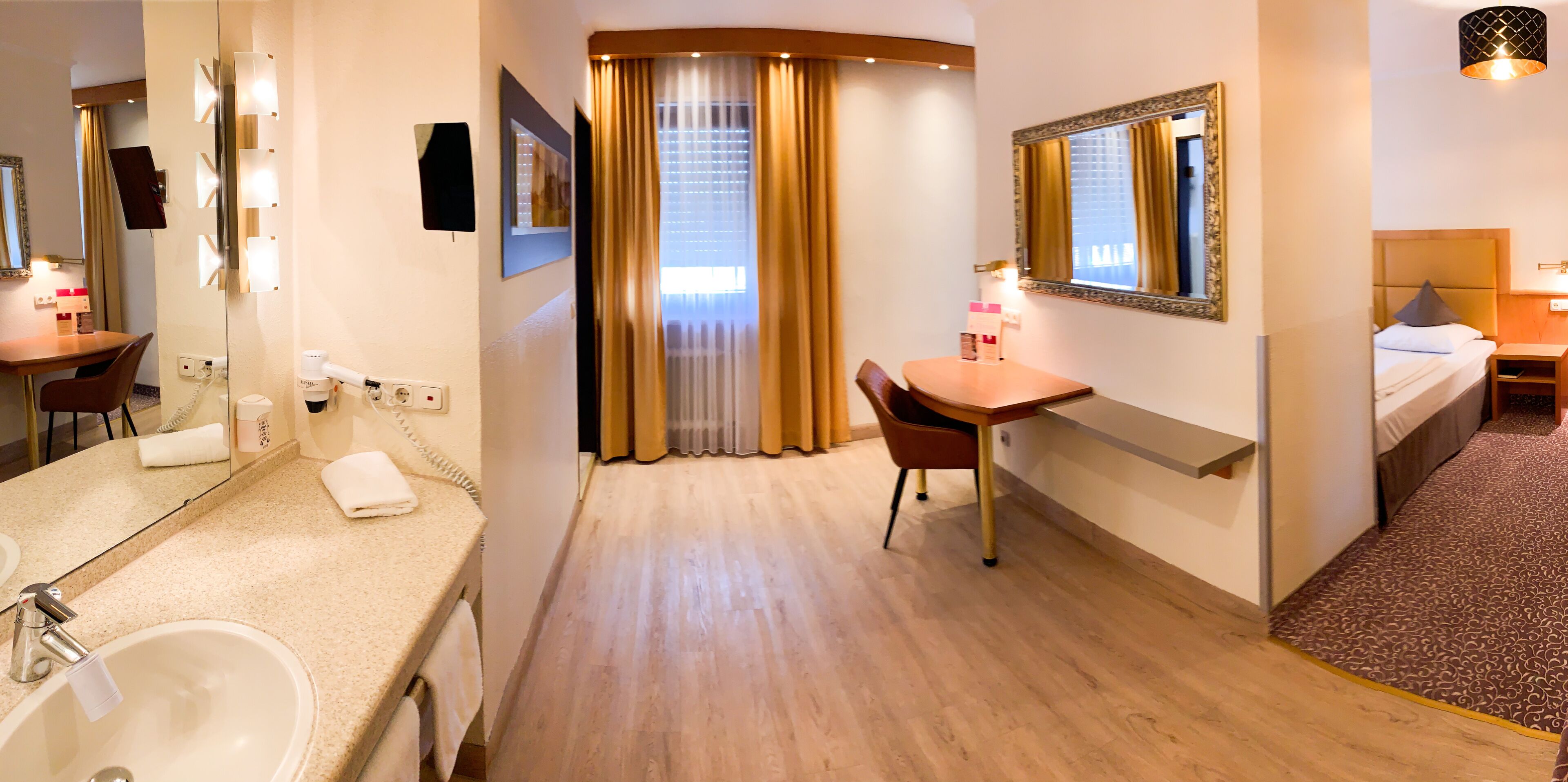 Premium bedding, pillow-top beds, minibar, individually furnished